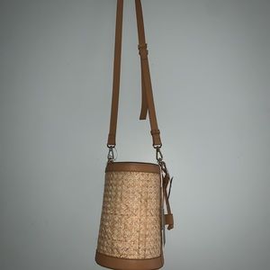 Tommy Bahama straw bucket bag
